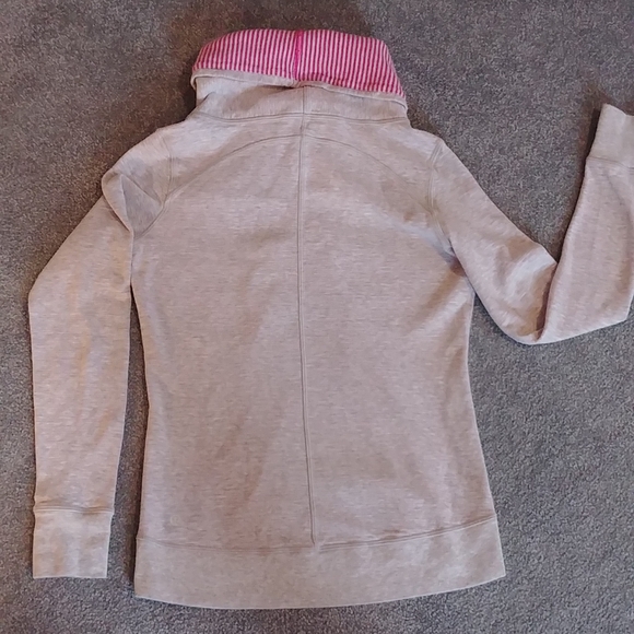 Lululemon athletica sz 4 cowl neck pullover - Picture 4 of 6
